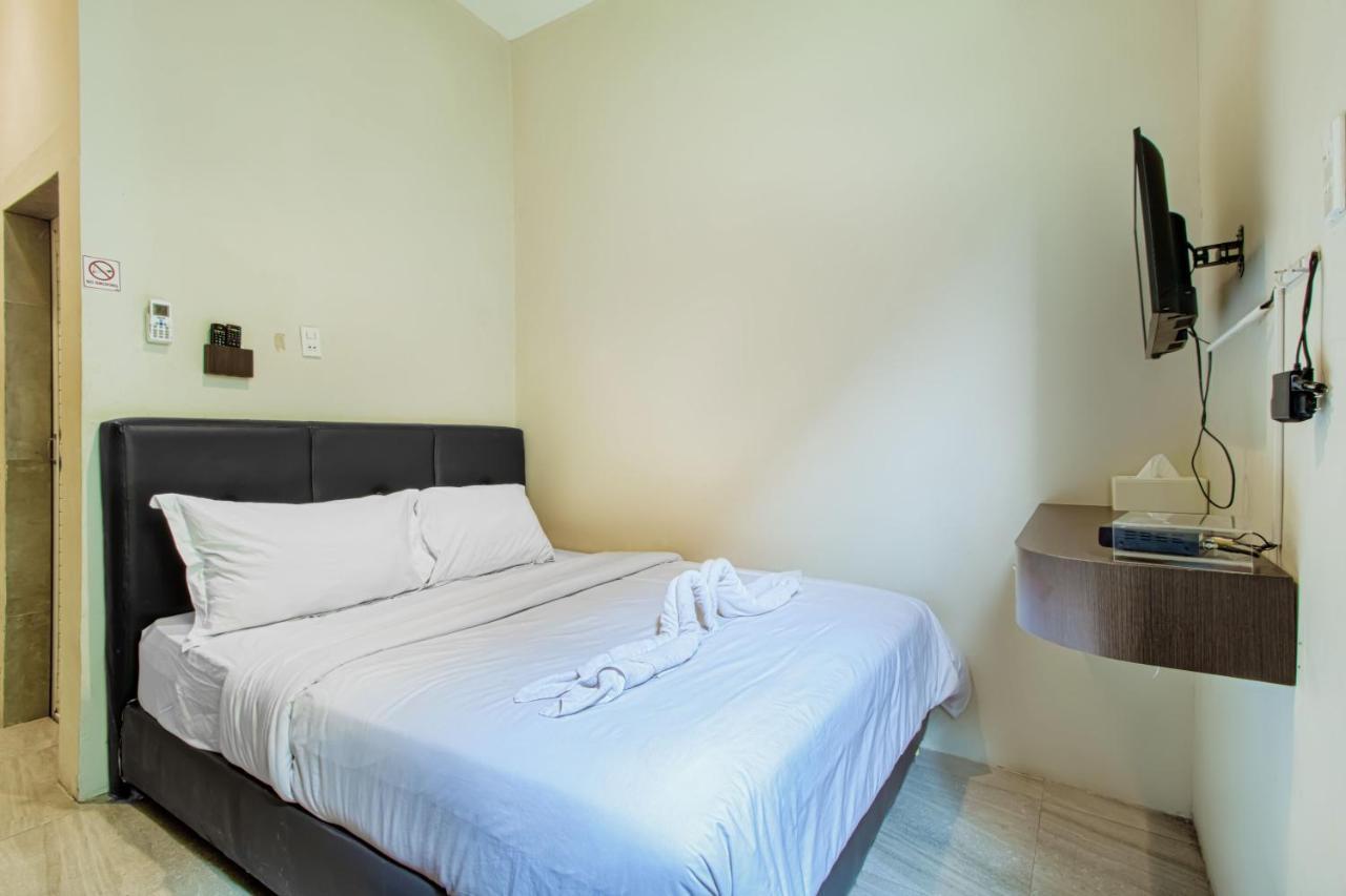 Vosstel Guest House Medan Exterior photo